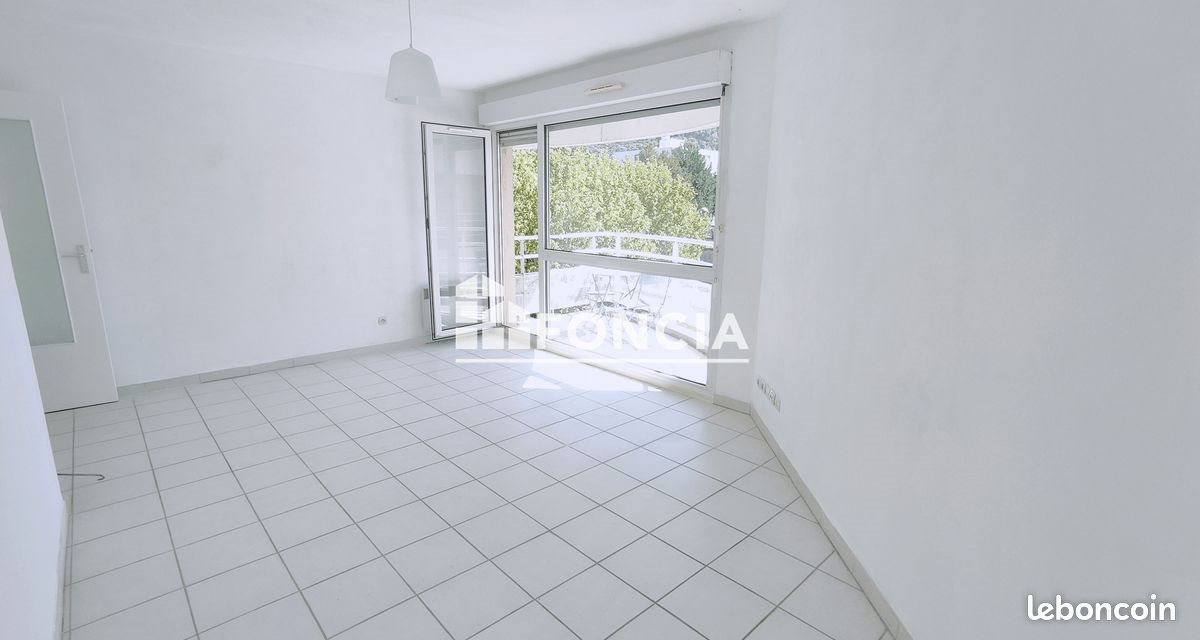 Appartement à louer, 31m², Eybens