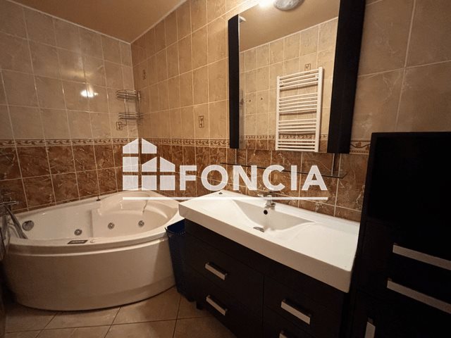 Appartement à louer, 107m², Froges