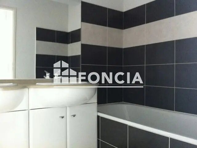 Appartement à louer, 62m², Lormont