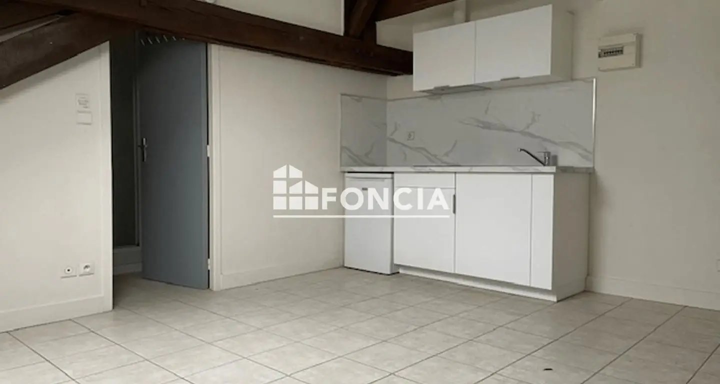 Appartement à louer, 14m², Périgueux