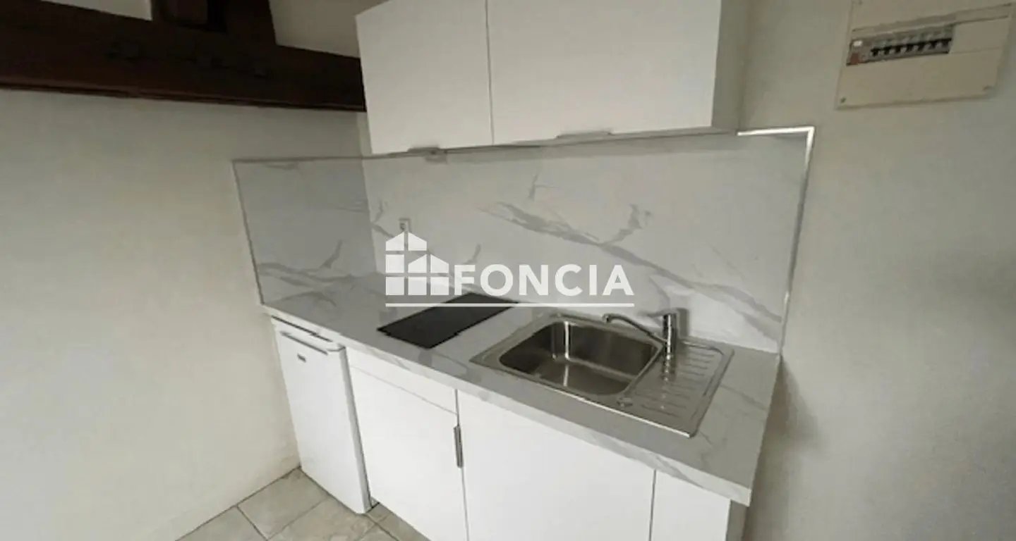 Appartement à louer, 14m², Périgueux