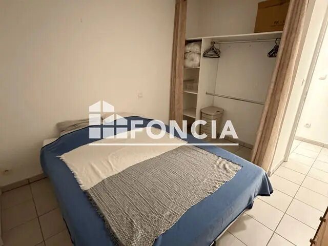 Appartement à louer, 43m², Saint-Quentin-de-Baron