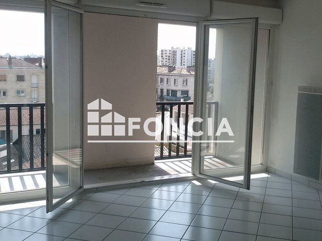 Appartement à louer, 67m², Bordeaux