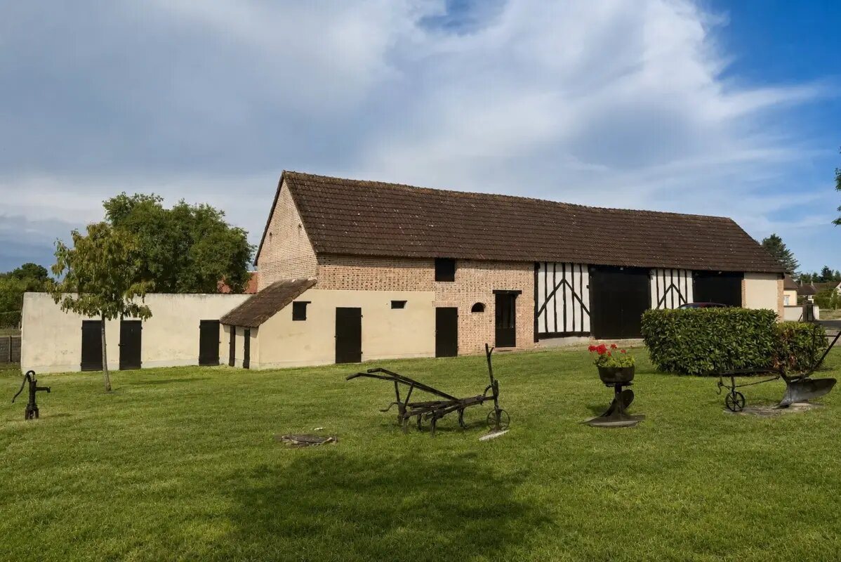 Maison à vendre, 179m², Chaumont-sur-Tharonne
