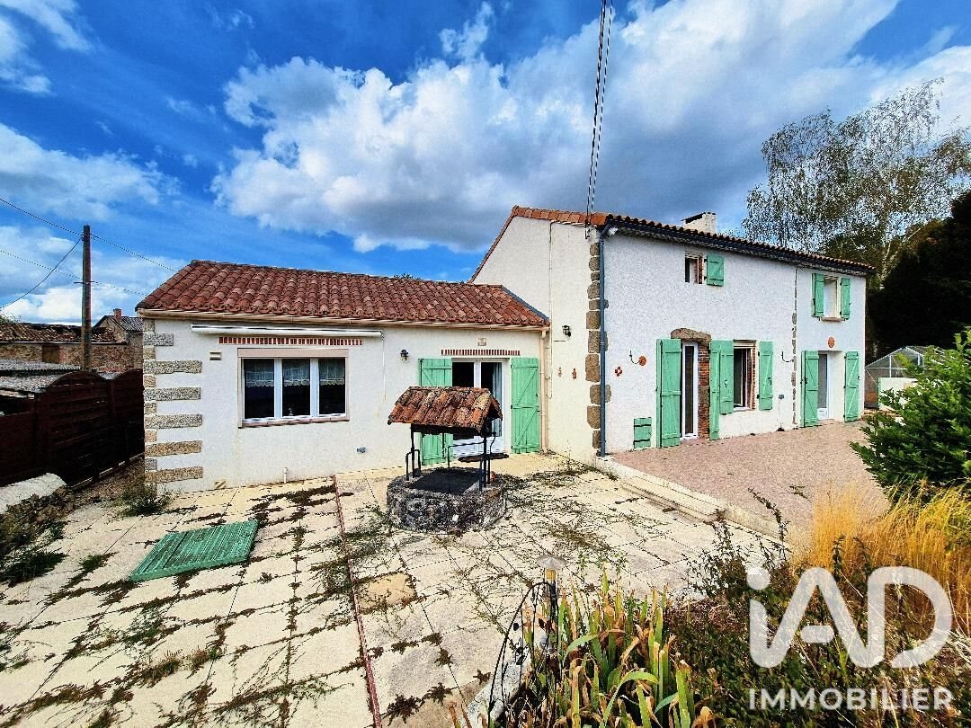 Maison à vendre, 131m², Argentonnay