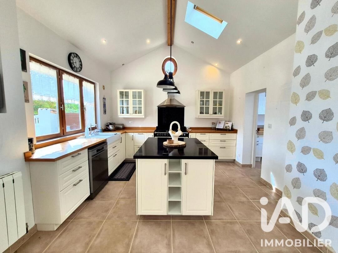 Maison à vendre, 131m², Argentonnay