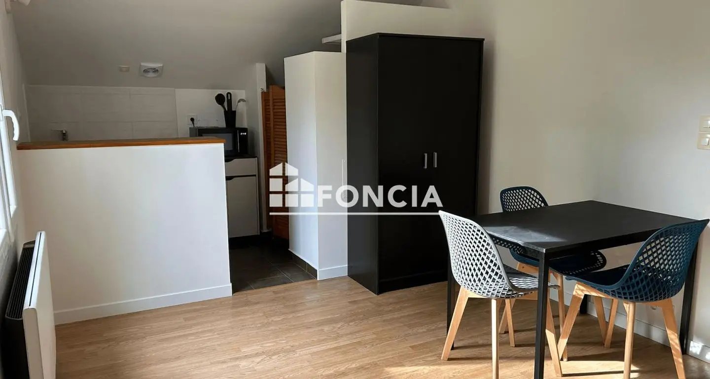Appartement à louer, 19m², Orléans