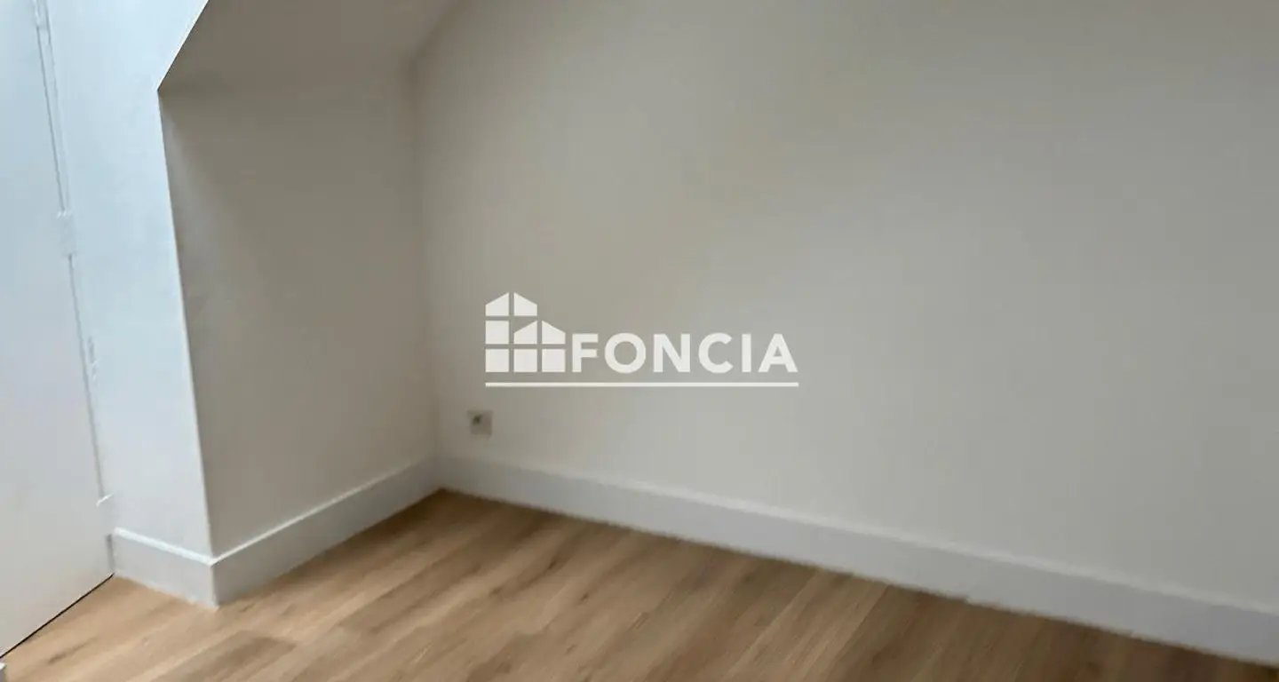 Appartement à louer, 45m², Orléans