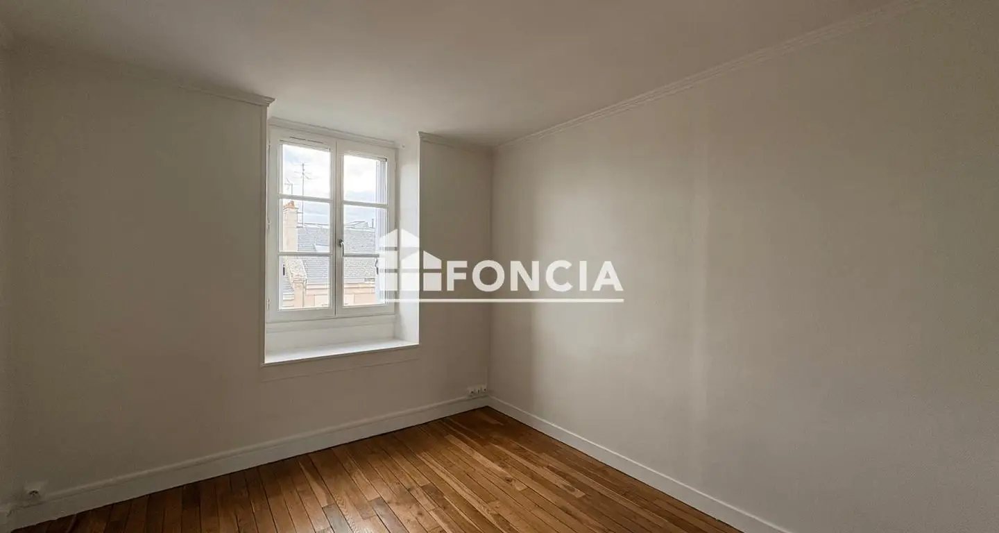 Appartement à louer, 43m², Orléans