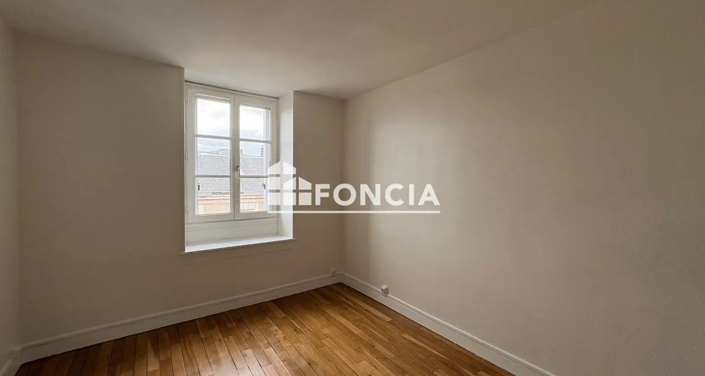 Appartement à louer, 43m², Orléans