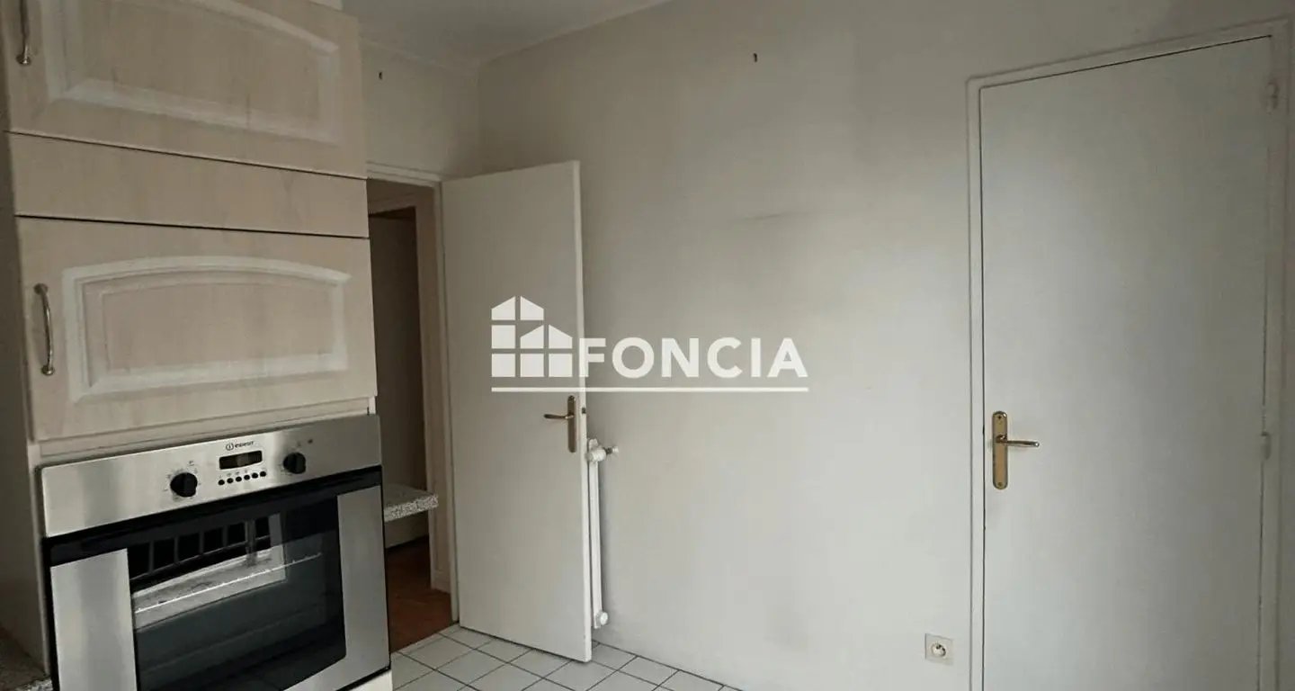 Appartement à louer, 82m², Orléans