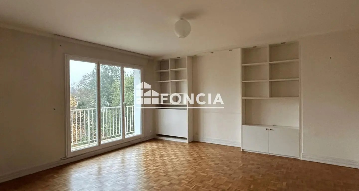 Appartement à louer, 82m², Orléans