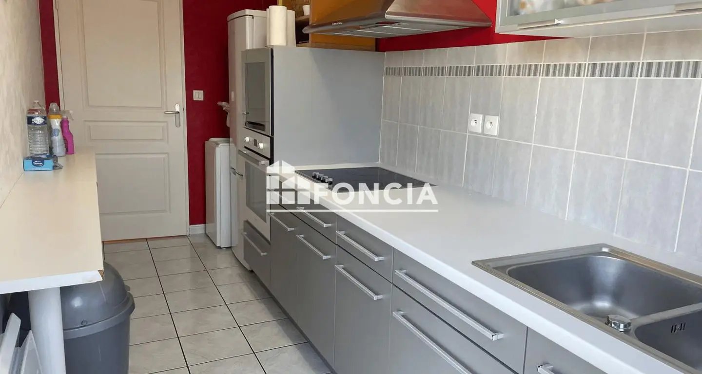 Appartement à louer, 74m², Fleury-les-Aubrais