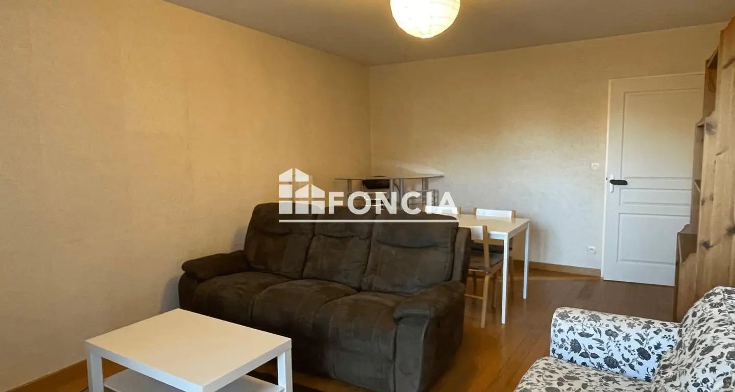 Appartement à louer, 74m², Fleury-les-Aubrais