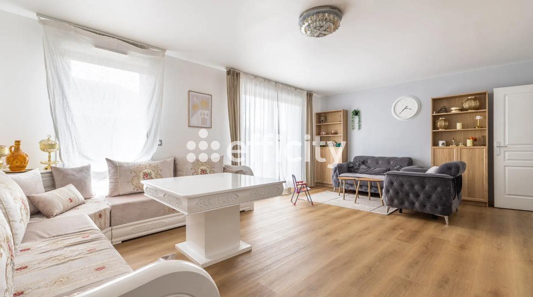 Appartement à vendre, 4m², Corbeil-Essonnes