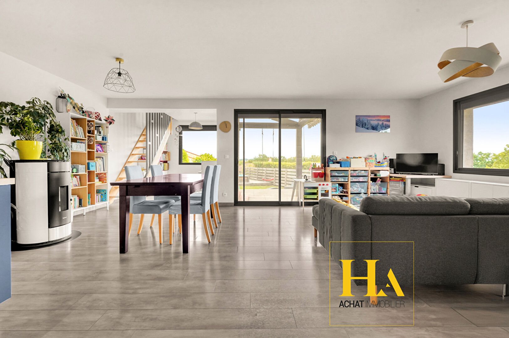Maison à vendre, 118m², Ayguesvives