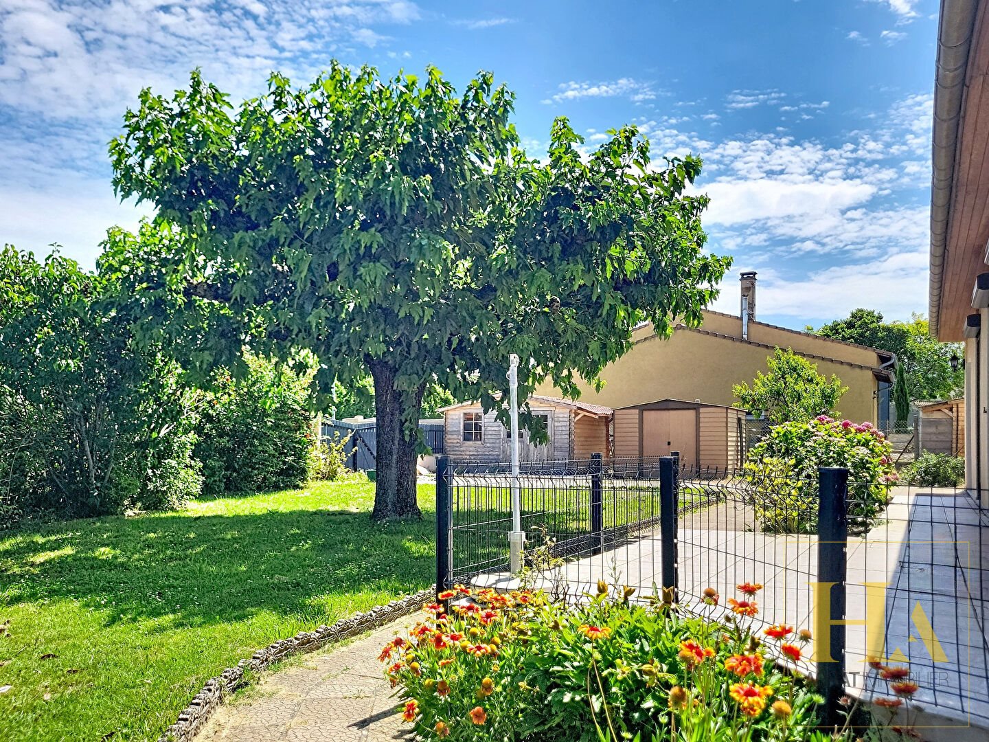 Maison à vendre, 142m², Bésayes