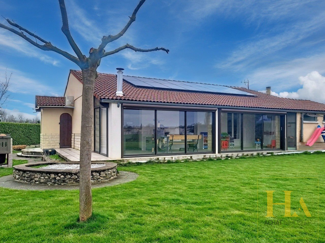 Maison à vendre, 142m², Bésayes