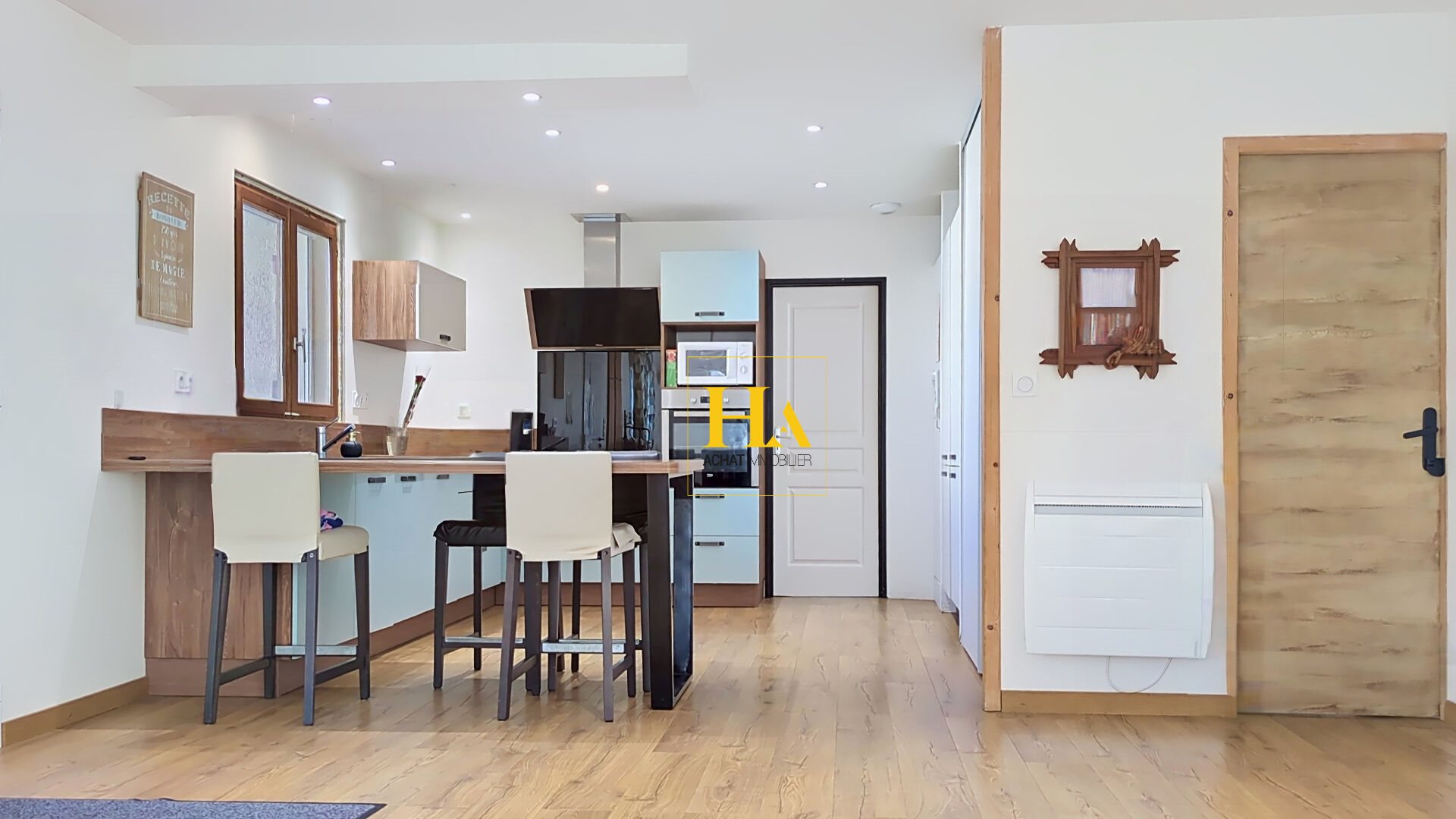 Maison à vendre, 113m², Bésayes