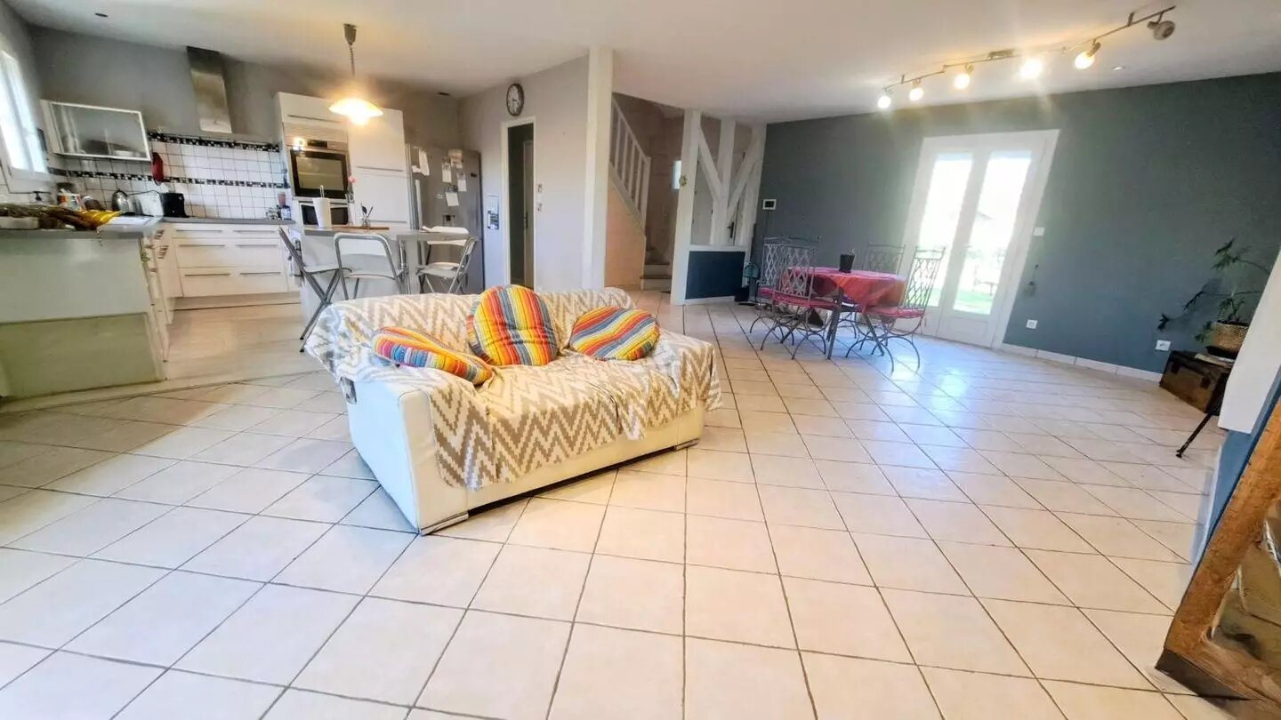Maison à vendre, 154m², Véretz
