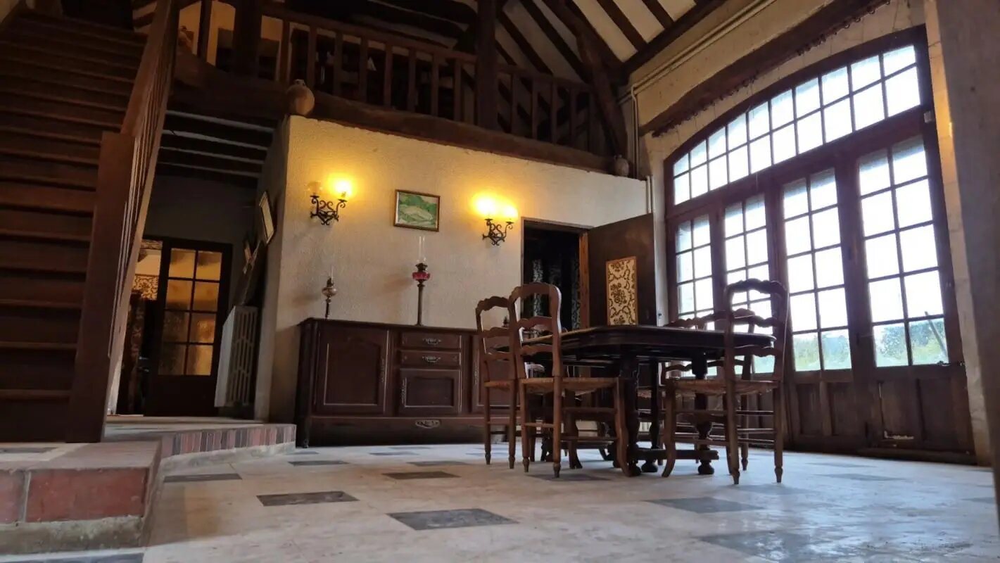 Maison à vendre, 281m², Villeloin-Coulangé