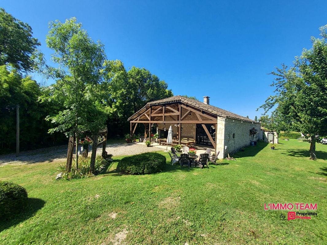 Maison à vendre, 330m², Montcuq-en-Quercy-Blanc