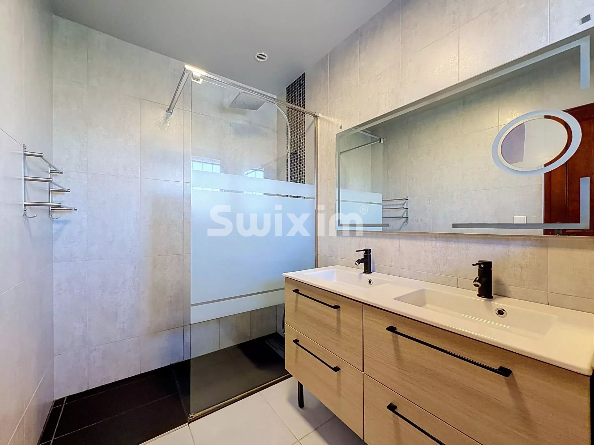 Maison à vendre, 180m², Machilly
