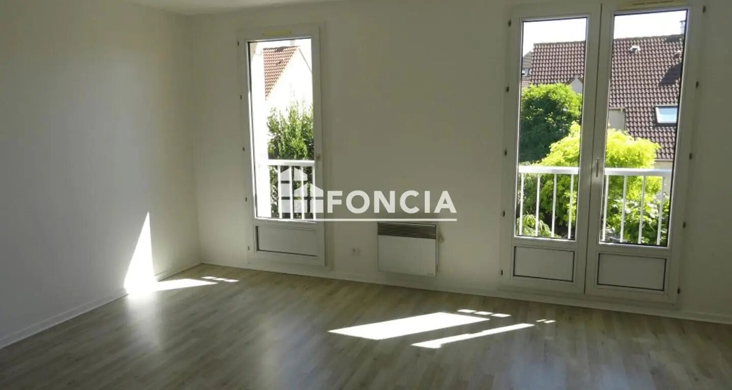 Appartement à louer, 68m², Groslay