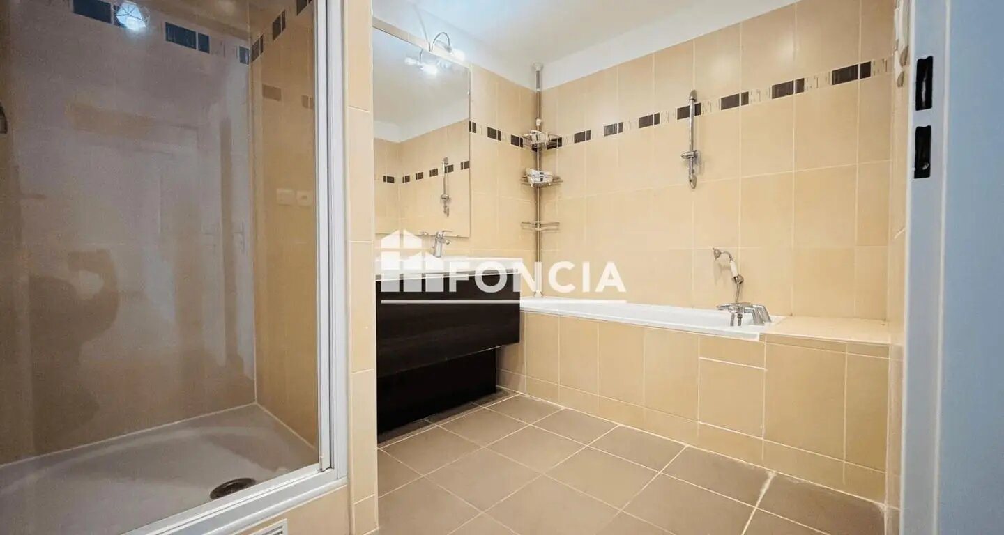 Appartement à louer, 78m², Andrésy