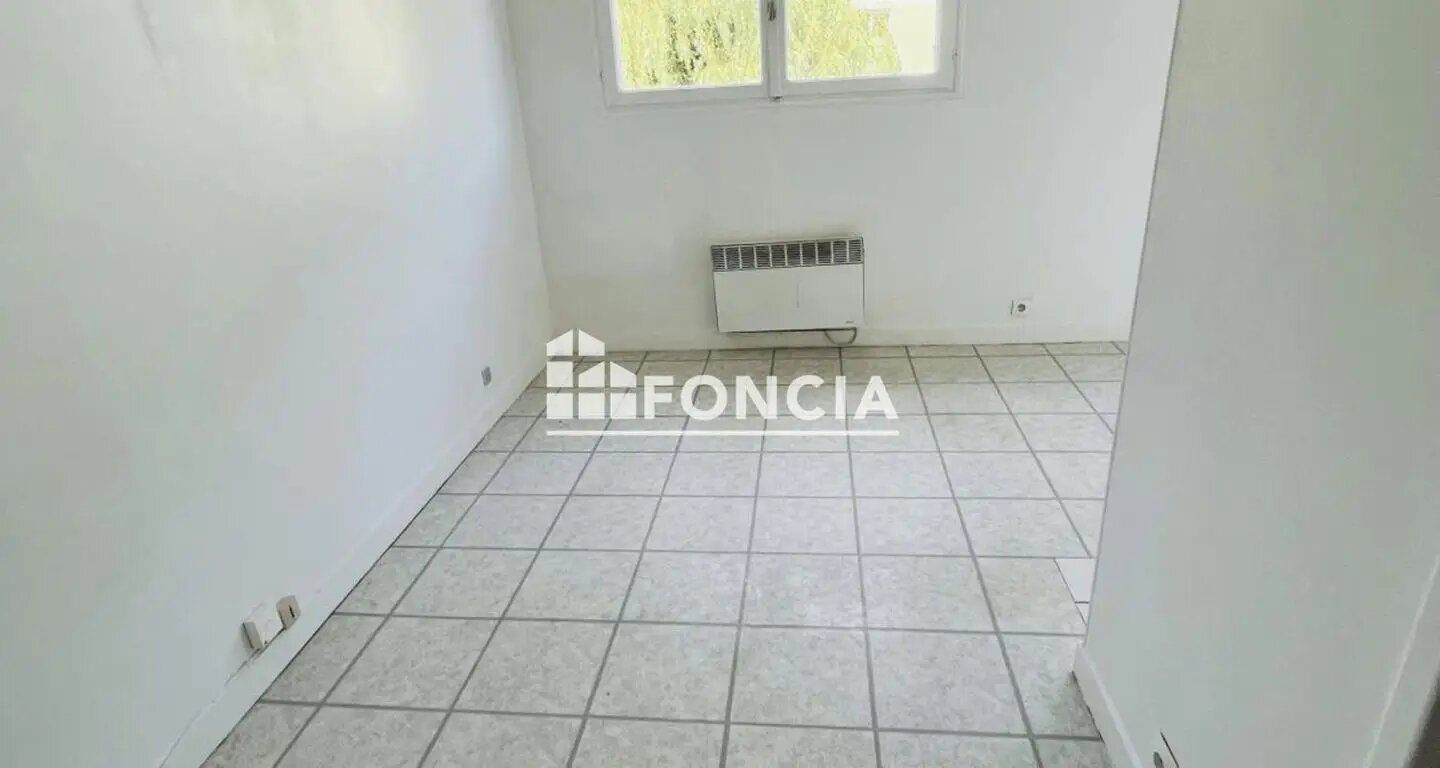 Appartement à louer, 18m², Montlignon