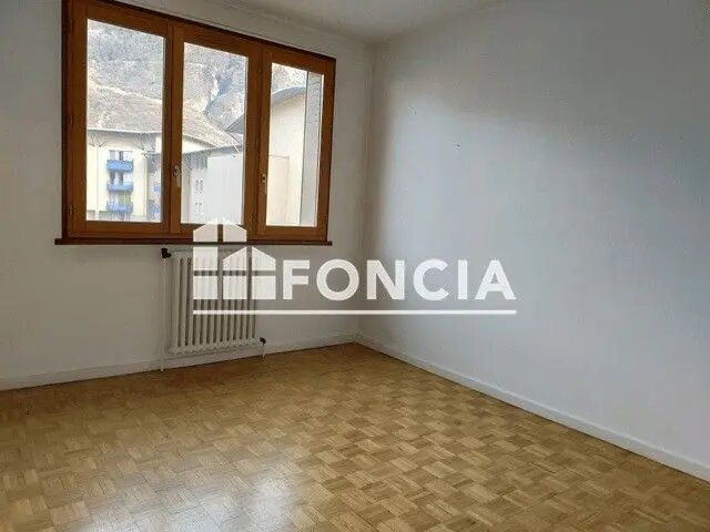 Appartement à louer, 67m², Saint-Jean-de-Maurienne