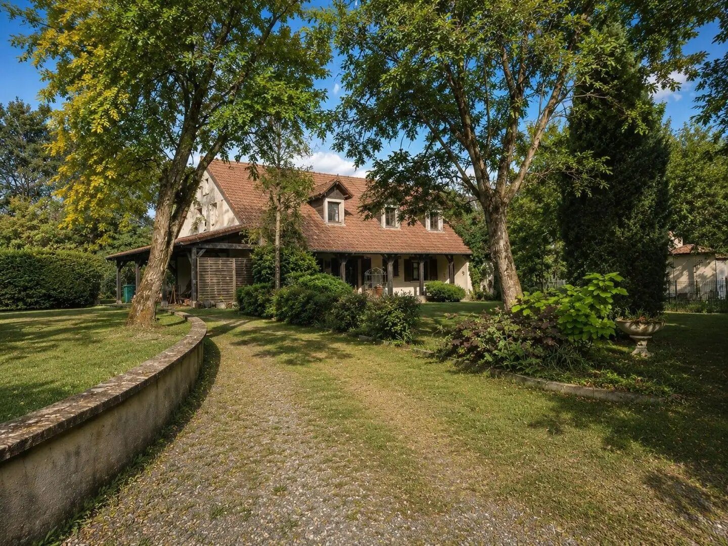 Maison à vendre, 210m², Thevet-Saint-Julien