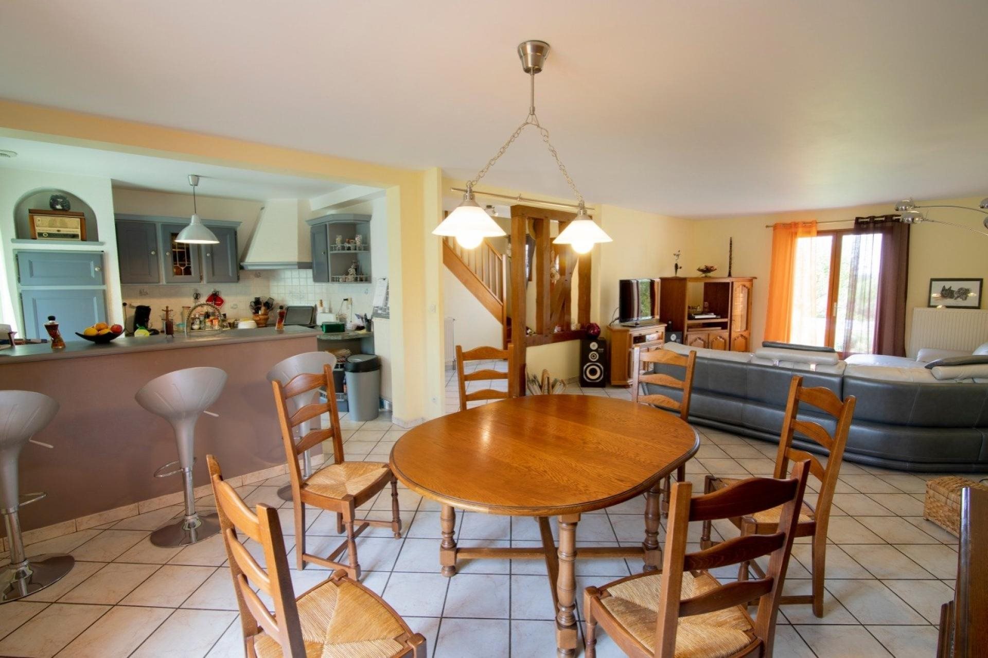 Maison à vendre, 140m², Châteaumeillant