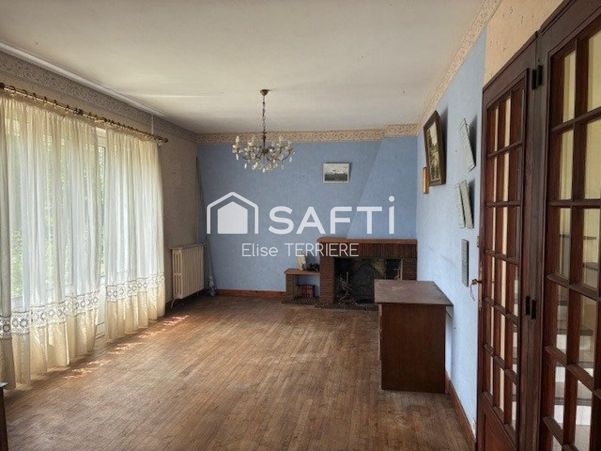 Maison à vendre, 197m², Aigre