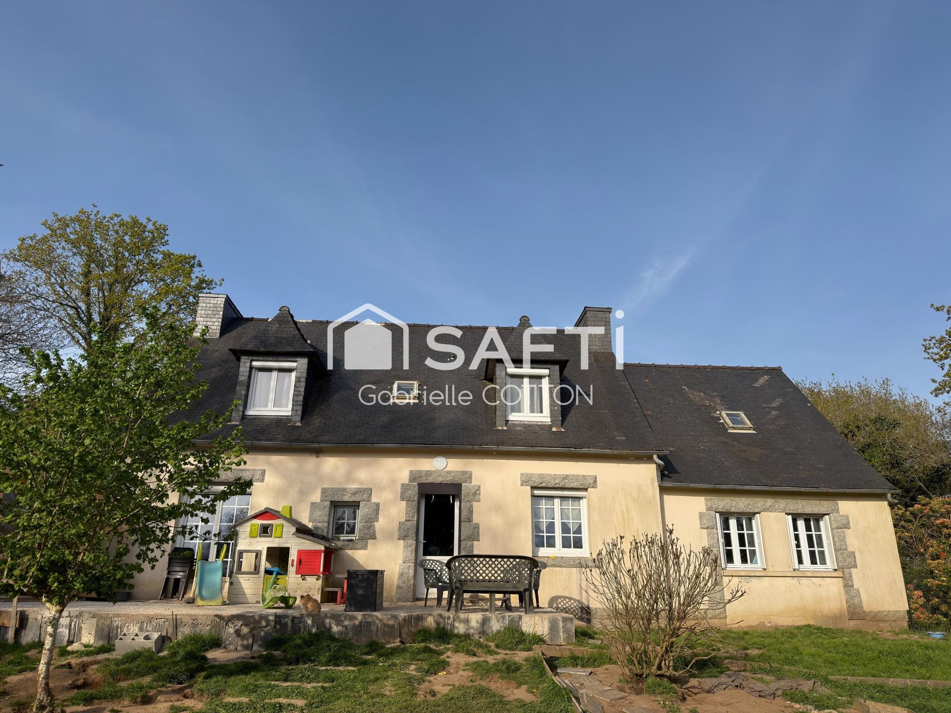 Maison à vendre, 115m², La Feuillée