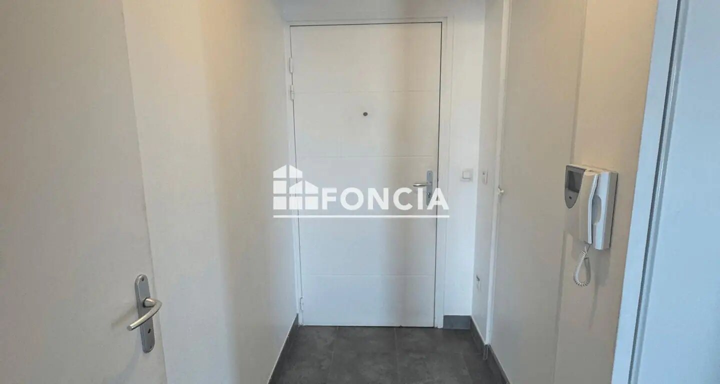 Appartement à louer, 67m², Colombes