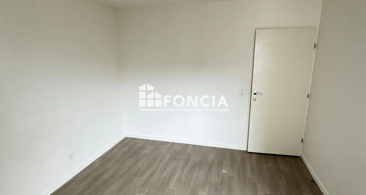 Appartement à louer, 60m², Colombes