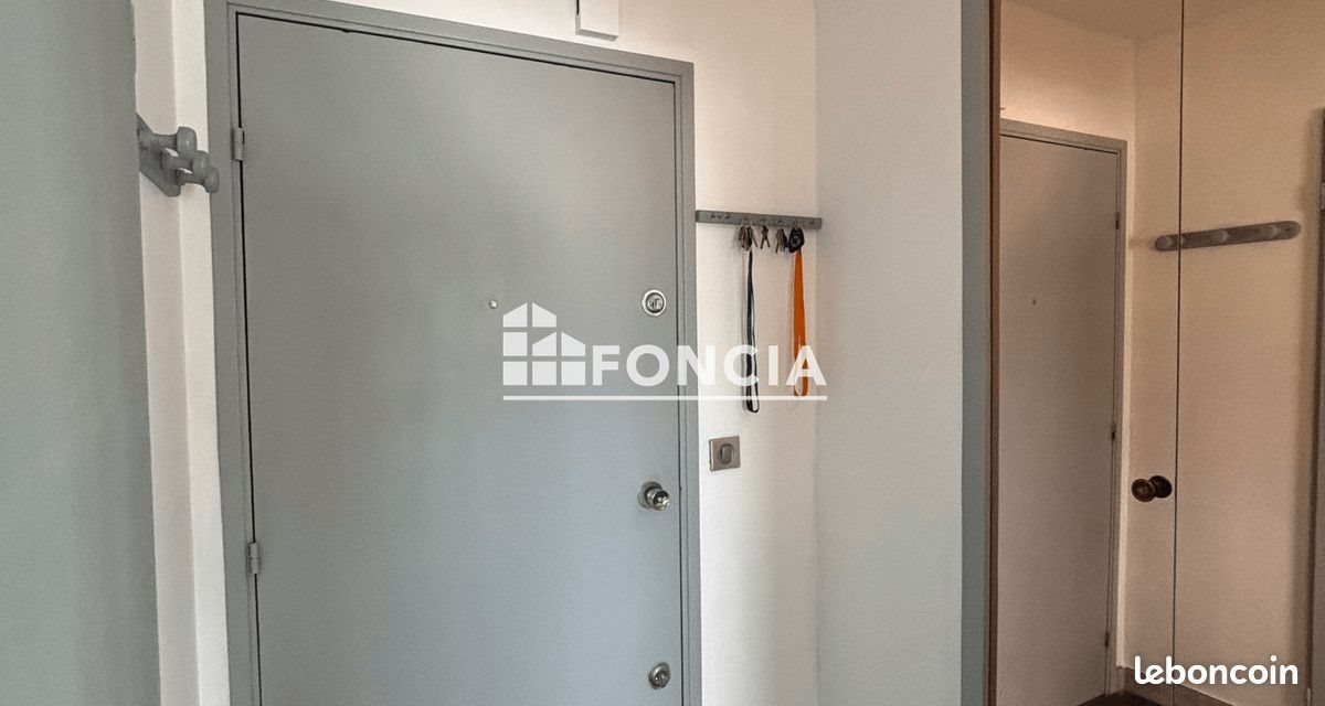 Appartement à louer, 46m², Puteaux