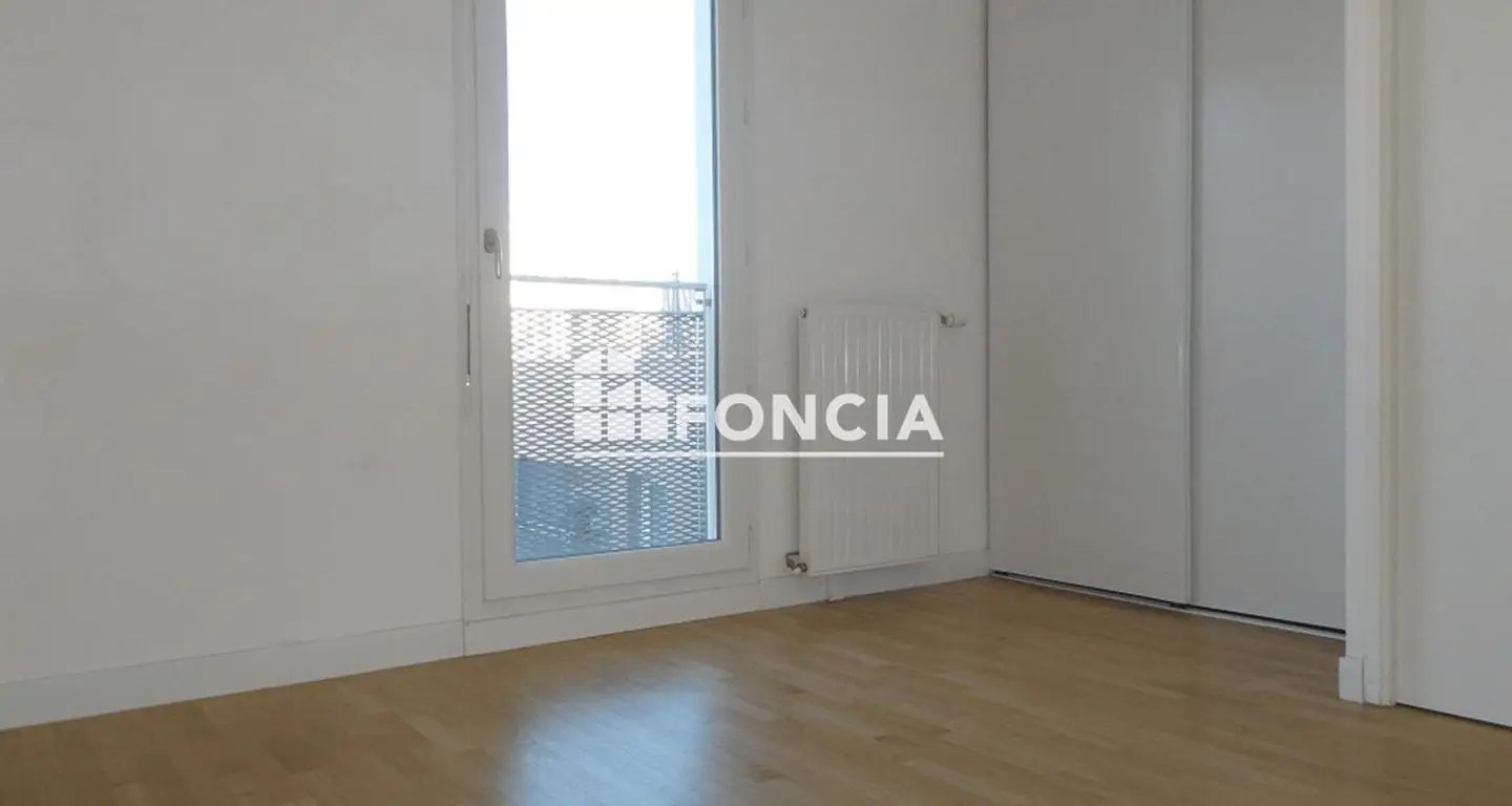 Appartement à louer, 39m², Nanterre