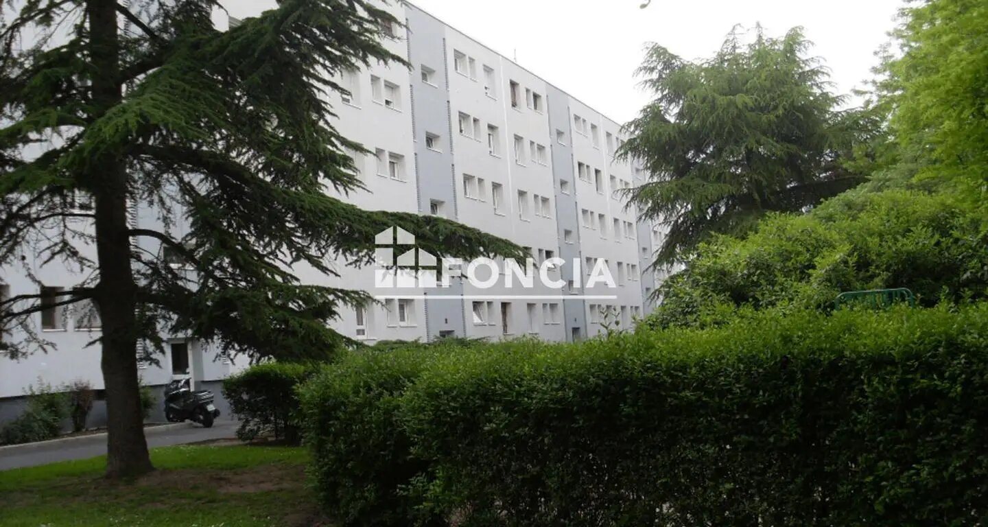 Appartement à louer, 69m², Houilles