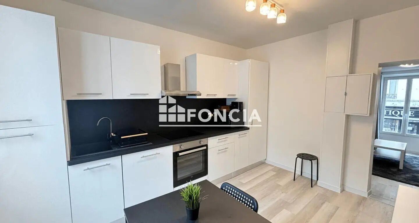 Appartement à louer, 27m², Levallois-Perret
