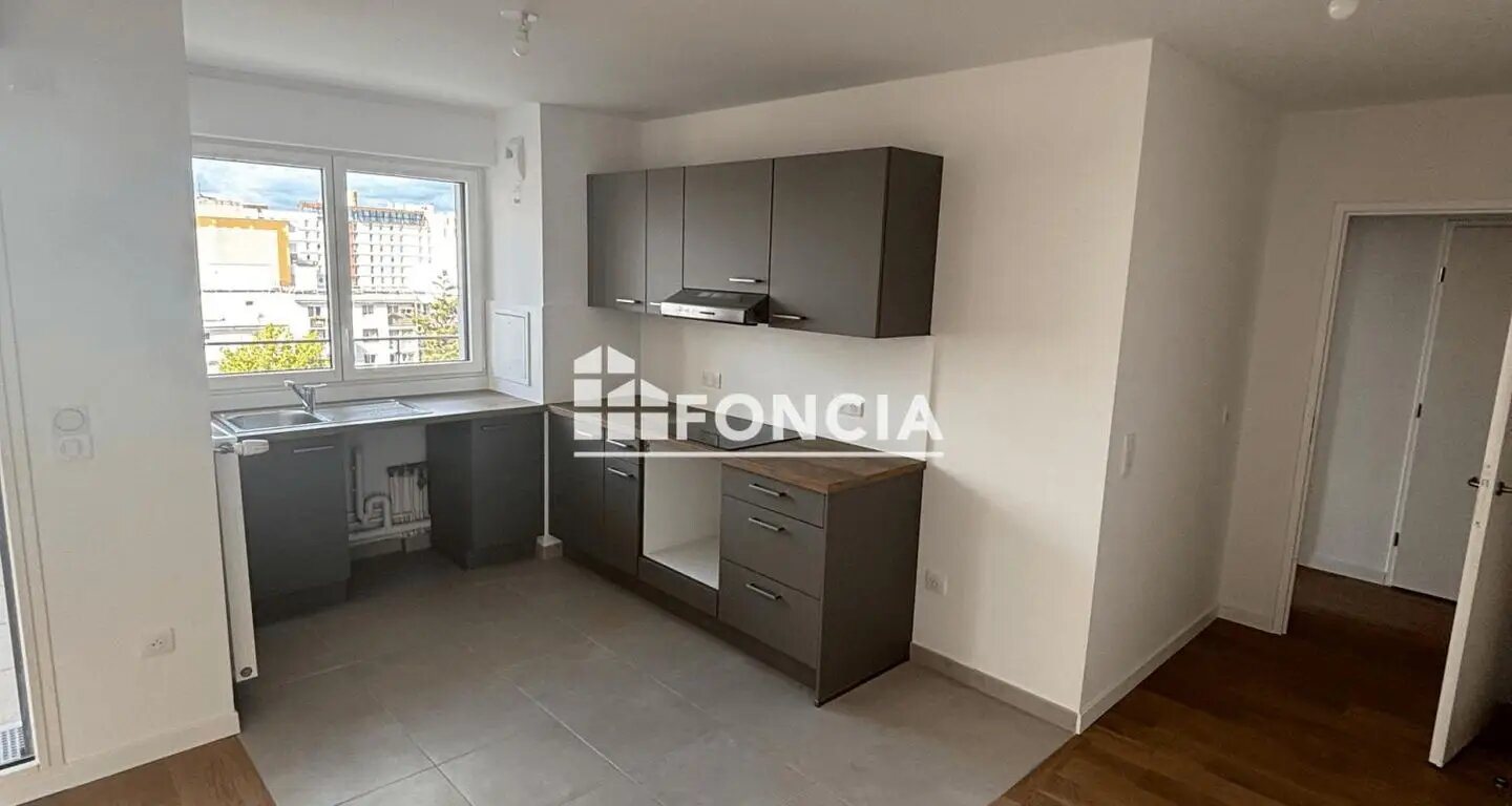 Appartement à louer, 89m², Clichy