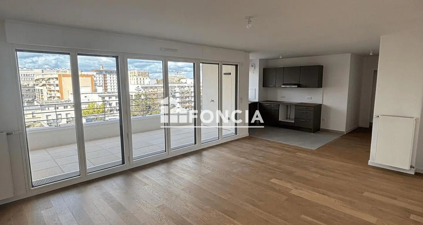 Appartement à louer, 89m², Clichy