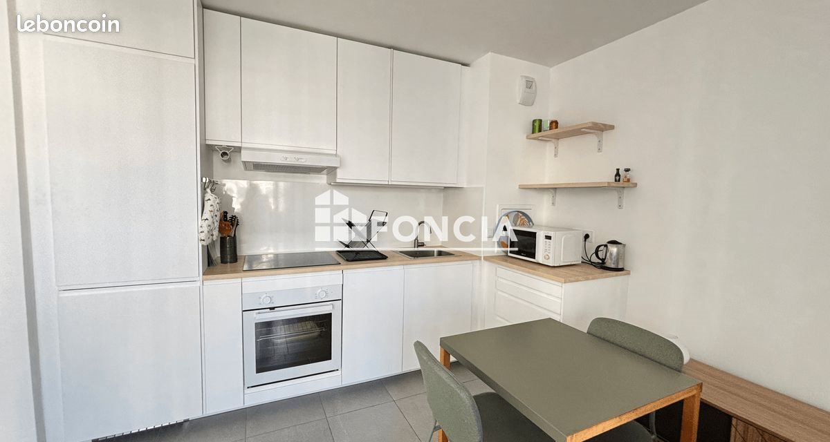 Appartement à louer, 44m², Clichy