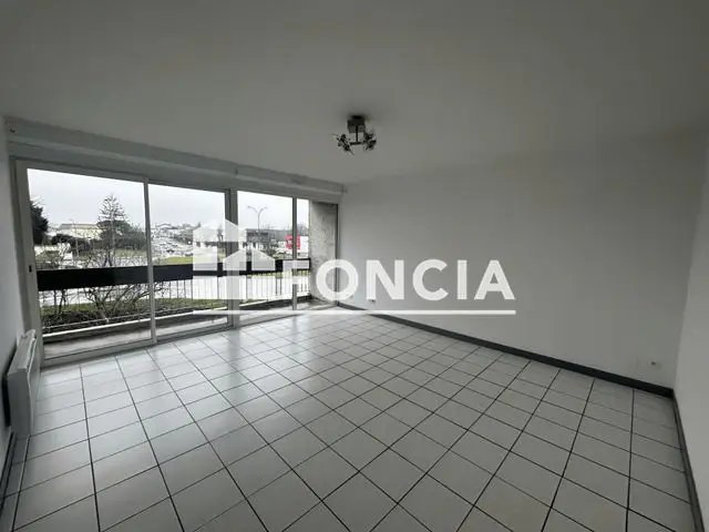 Appartement à louer, 49m², Jonzac