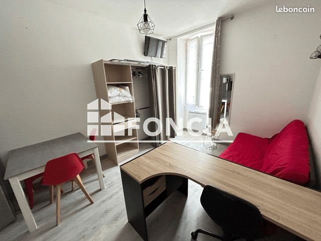 Appartement à louer, 17m², Rochefort