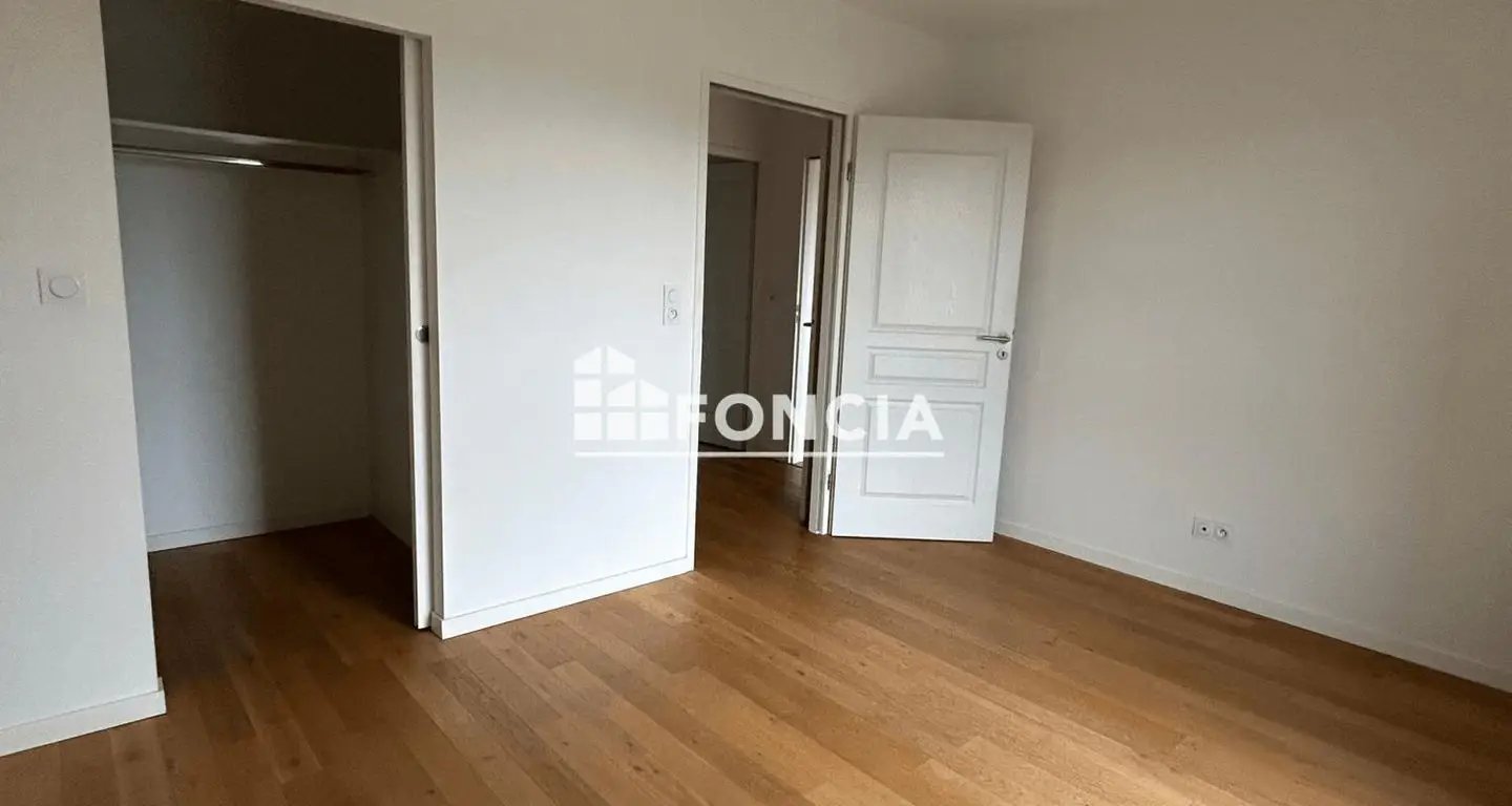 Appartement à louer, 103m², Niort