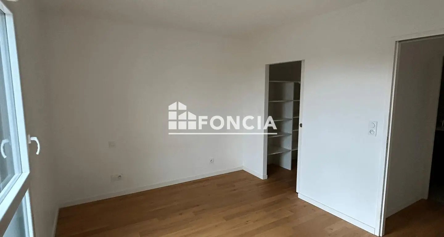 Appartement à louer, 103m², Niort