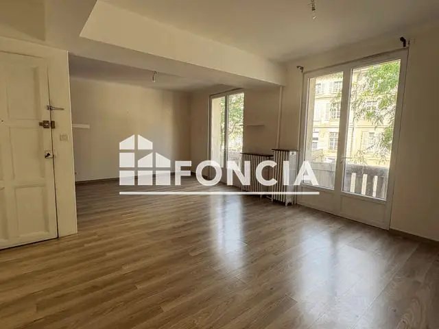 Appartement à louer, 65m², Niort