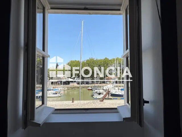 Appartement à louer, 72m², Rochefort